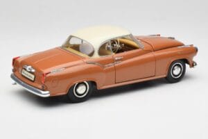 Borgward Isabella Coupe Bronze Weiss Revell 1:18 08982 Metall – Bild 3 von 8