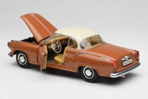 Borgward Isabella Coupe Bronze Weiss Revell 1:18 08982 Metall – Bild 8 von 8