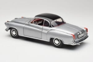 Borgward Isabella Coupe Grau & Schwarz Revell 1:18 8989 Metall – Bild 4 von 8