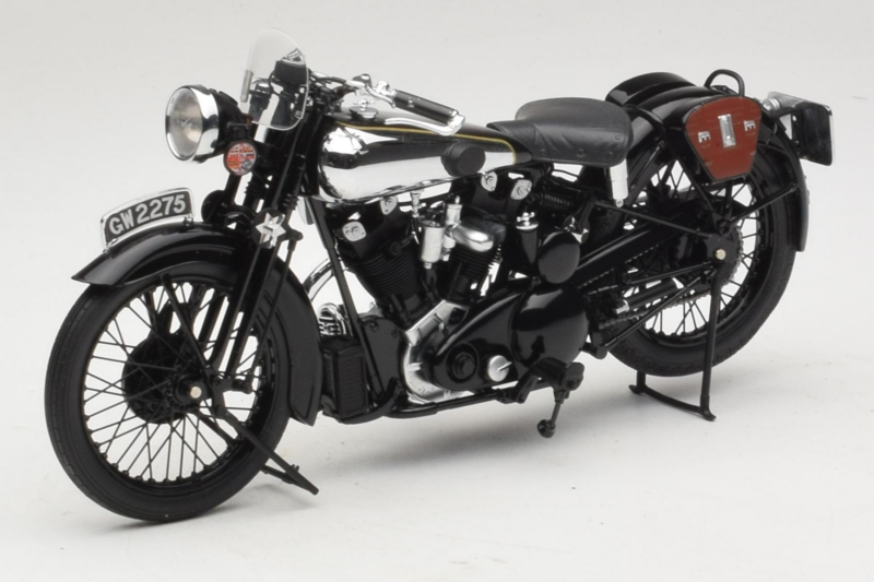 Brough Superior SS 100 T. E. Lawrence Minichamps 1:18 122135500 Metall
