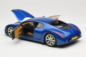 Bugatti EB 18.3 Chiron Blau AUTOart 1:18 70911 Metall – Bild 5 von 8