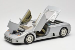 Bugatti EB110 Silber Bburago 1:18 3035-S Metall – Bild 2 von 8