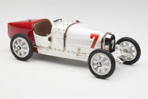 Bugatti Type 35 GP Poland 1924 CMC 1:18 M-100 B-003 Metall – Bild 4 von 6