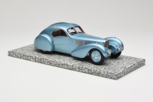 Bugatti Type 57SC Atlantic Blau Minichamps 1:18 107110320 Metall – Bild 4 von 6