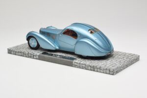 Bugatti Type 57SC Atlantic Blau Minichamps 1:18 107110320 Metall – Bild 5 von 6