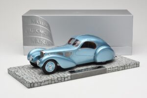 Bugatti Type 57SC Atlantic Blau Minichamps 1:18 107110320 Metall – Bild 6 von 6