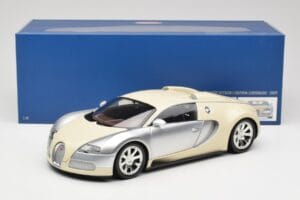 Bugatti Veyron Edition Centenaire Chrome Beige Minichamps 1:18 100110854 Metall – Bild 8 von 8