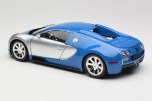 Bugatti Veyron Edition Centenaire Chrome Blue Minichamps 1:18 100110850 Metall – Bild 7 von 8