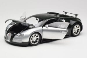 Bugatti Veyron Edition Centenaire Chrome Green Minichamps 1:18 100110852 Metall – Bild 2 von 8