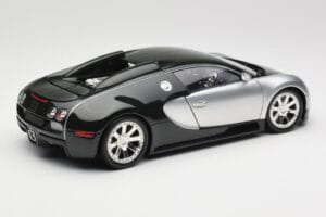 Bugatti Veyron Edition Centenaire Chrome Green Minichamps 1:18 100110852 Metall – Bild 3 von 8