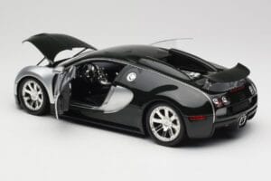 Bugatti Veyron Edition Centenaire Chrome Green Minichamps 1:18 100110852 Metall – Bild 5 von 8