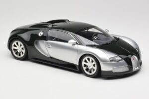 Bugatti Veyron Edition Centenaire Chrome Green Minichamps 1:18 100110852 Metall – Bild 6 von 8