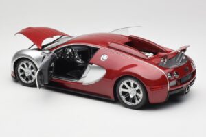 Bugatti Veyron Edition Centenaire Chrome Red Minichamps 1:18 100110851-O Metall – Bild 5 von 8