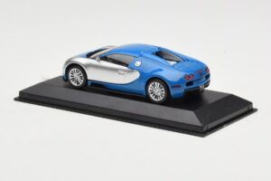 Bugatti Veyron Centenaire Blau Metallic Silber Minichamps 1:43 400110850 Metall – Bild 3 von 4