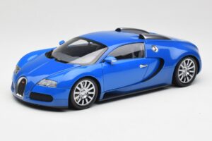 Bugatti Veyron Hellblau Dunkelblau Minichamps 1:18 100110821 Metall