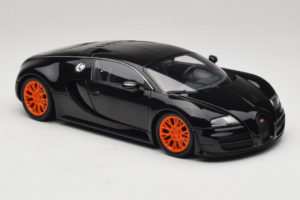 Bugatti Veyron Super Sport Black Metallic Minichamps 1:18 100110842 Metall – Bild 6 von 8