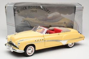 Buick Roadmaster Chrome Yellow Motormax 1:18 23124646-M17 Metall – Bild 8 von 8