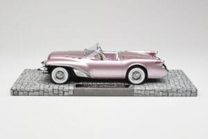 Buick Wildcat II Concept Salmon Metallic Minichamps 1:18 107141221 Resin – Bild 3 von 6