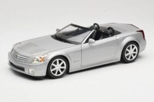 Cadillac XLR Cabrio Silber Hot Wheels 1:18 53838 Metall