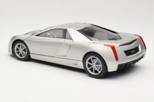 Cadillac Cien Silber Hot Wheels 1:18 57296 Metall – Bild 7 von 8