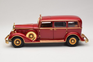 Cadillac Deluxe Tudor Staatslimousine Puyi Letzter Kaiser von China Sun Star 1:18 4100 Metall – Bild 4 von 9