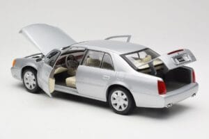 Cadillac DeVille DTS Maisto 1:18 56061 Metall – Bild 5 von 8