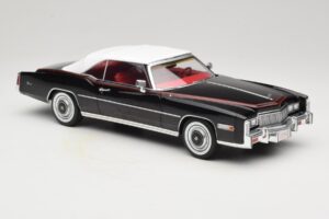 Cadillac Eldorado Cabriolet Schwarz MCG 1:18 MCG18473 Metall – Bild 6 von 8