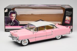 Cadillac Fleetwood Elvis Presley Rosa MRC 1:18 LIC1000 Metall – Bild 8 von 8