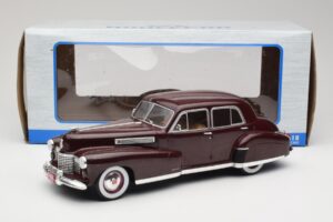 Cadillac Fleetwood 60 Special Sedan Rot MCG 1:18 MCG18071 Metall – Bild 6 von 6