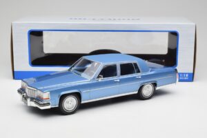 Cadillac Fleetwood Brougham Blau Metallic MCG 1:18 MCG18252 Metall – Bild 6 von 6