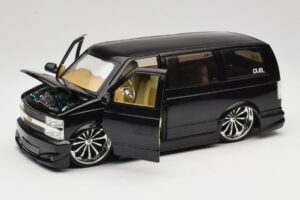Chevrolet Astro Van Tuned Schwarz Jada 1:18 63122 Metall – Bild 2 von 8