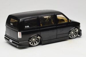 Chevrolet Astro Van Tuned Schwarz Jada 1:18 63122 Metall – Bild 3 von 8