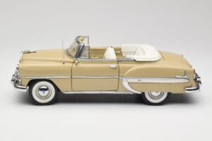 Chevrolet Bel Air Cabriolet Creme Sun Star 1:18 1623 Metall – Bild 4 von 8