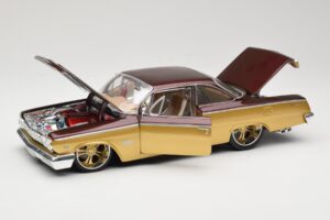 Chevrolet Bel Air Gold & Braun Maisto 1:18 31064 Metall – Bild 2 von 8