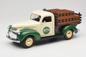 Chevrolet Brasseur Perrier Delivery Van Grün Solido 1:18 203243 Metall