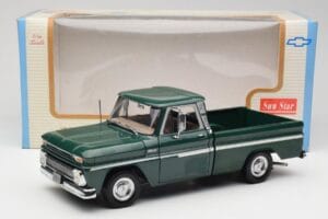 Chevrolet C-10 Grün Sun Star 1:18 1360 Metall – Bild 8 von 8