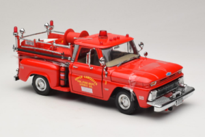 Chevrolet C-20 Fire Truck Sun Star 1:18 1383 Metall – Bild 4 von 6