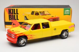 Chevrolet C2500 Silverado Pussy Wagon From Kill Bill Gelb GreenLight 1:18 19015 Metall – Bild 6 von 6