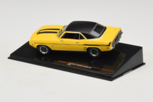 Chevrolet Camaro Yenko SYC Gelb IXO 1:43 CLC591N Metall – Bild 3 von 4