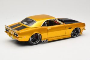 Chevrolet Camaro Z/28 Gold Maisto 1:18 31066 Metall – Bild 3 von 8