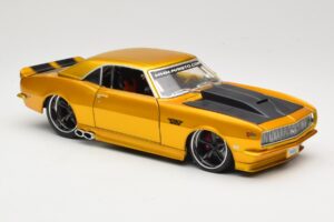 Chevrolet Camaro Z/28 Gold Maisto 1:18 31066 Metall – Bild 6 von 8