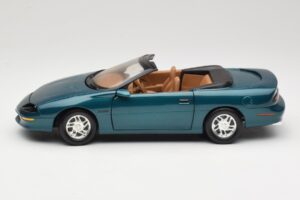 Chevrolet Camaro Z28 Cabriolet Grün American Muscle 1:18 7231D0 Metall – Bild 4 von 8