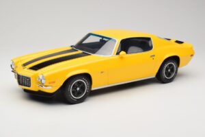 Chevrolet Camaro Z28 RS Daytona Yellow Otto 1:12 G085 Resin