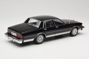 Chevrolet Caprice Schwarz MCG 1:18 MCG18113 Metall – Bild 2 von 6