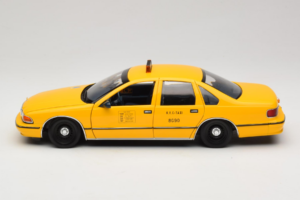 Chevrolet Caprice NYC Taxi UT Models 1:18 180142095 Metall – Bild 4 von 8