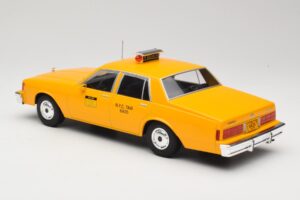 Chevrolet Caprice Gelb Taxi MCG 1:18 MCG18038 Metall – Bild 5 von 6