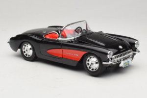 Chevrolet Corvette C1 Schwarz & Rot Bburago 1:18 3034-M1 Metall – Bild 6 von 8