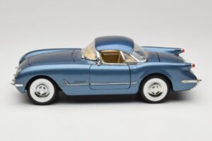 Chevrolet Corvette C1 Blau Mira 1:18 6105 Metall – Bild 4 von 8