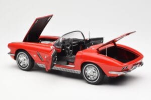 Chevrolet Corvette C1 Cabriolet Roman Rot AUTOart 1:18 71102 Metall – Bild 5 von 8