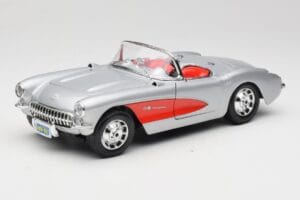Chevrolet Corvette C1 Silber Bburago 1:18 3034 Metall